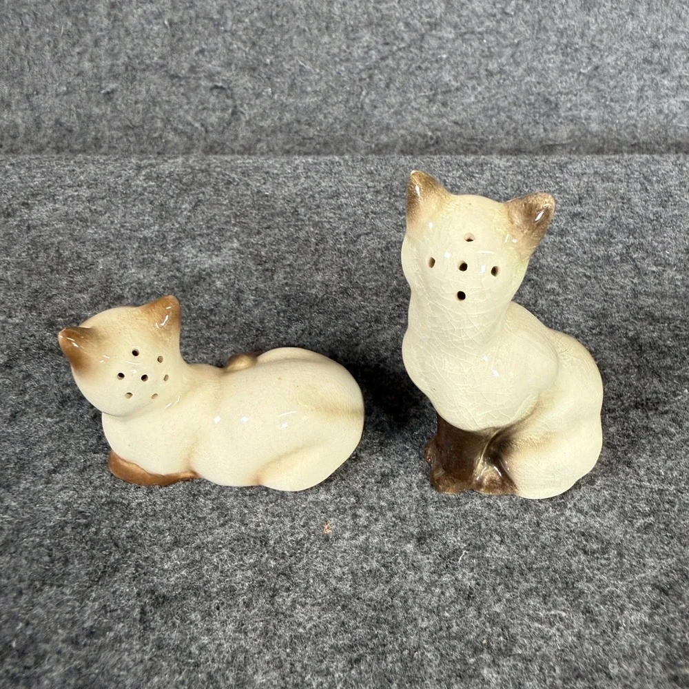Vintage Siamese Cat Salt and Pepper Shakers Japan Mid Century Ceramic Crackle‎